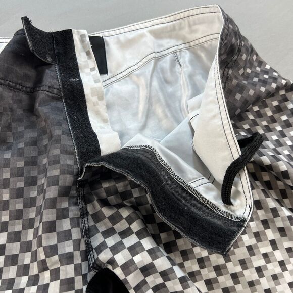 MMA Elite Board Shorts Mens Large Drawstring White Black Checkered Fade Logo - Picture 6 of 10